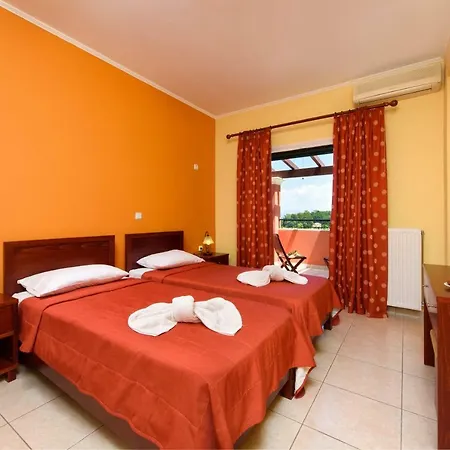 Luxury Lemonia With Private Pool Villa *